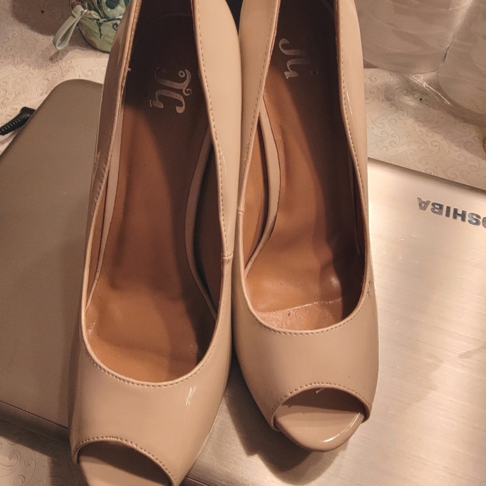 JG high heels - Picture 4 of 4